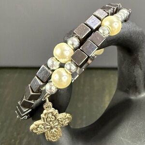 Magnetic Boxed Hematite Natural Stone Faux Pearl Wired Bracelet Rosary w/ Cross